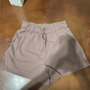 Women’s lulu lemon shorts